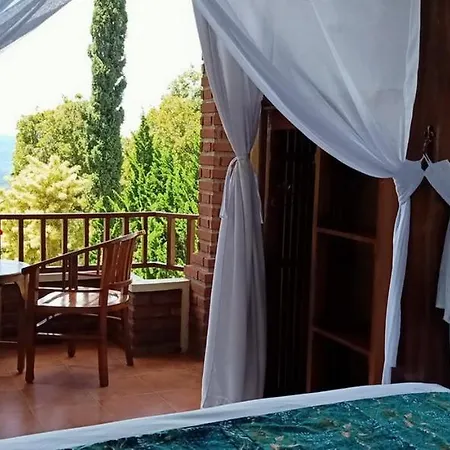 Karang Sari Guesthouse & Restaurant