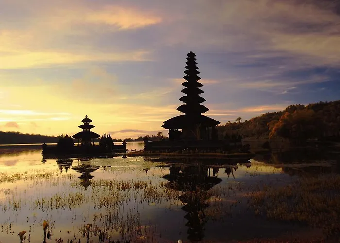 Maison d'hôtes Karang Sari & Warung Munduk