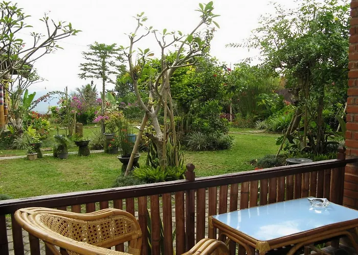Karang Sari & Warung 2* Munduk